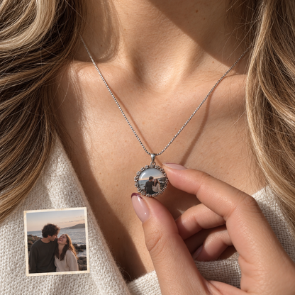 Daisy Photo Time Gem Necklace